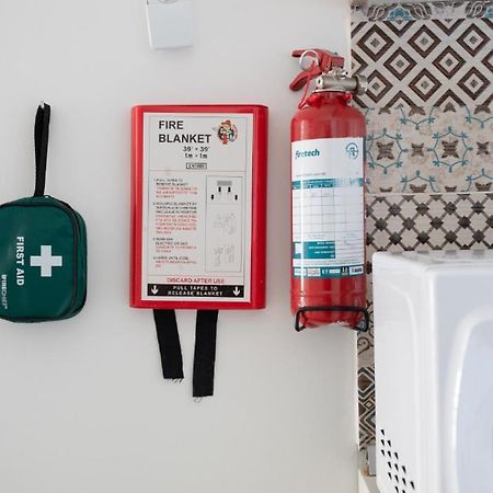 F4 Room 2, Private Room Two Single Beds Shared Bathroom 姆西达 外观 照片