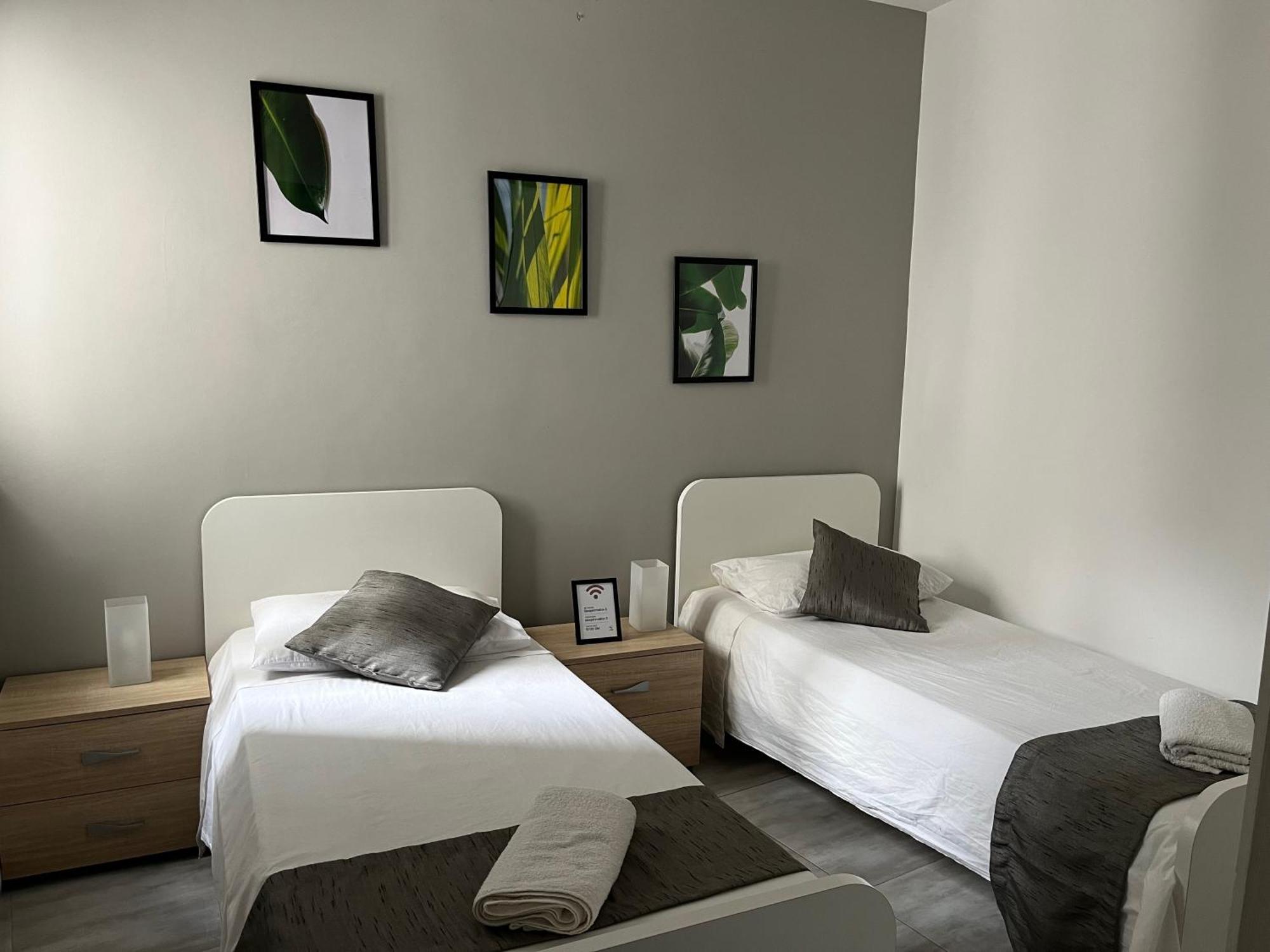 F4 Room 2, Private Room Two Single Beds Shared Bathroom 姆西达 外观 照片